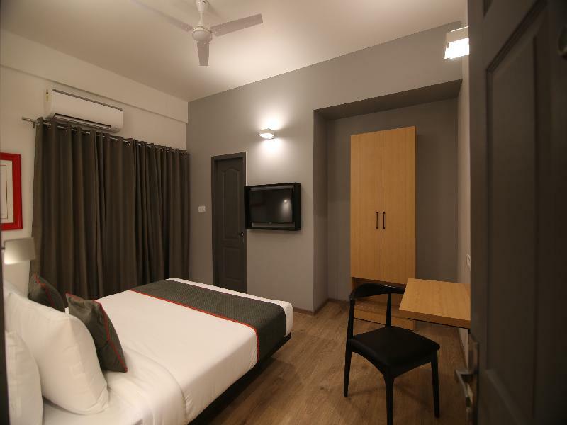 Hotel Townhouse Airport Road Yelahanka Exterior foto